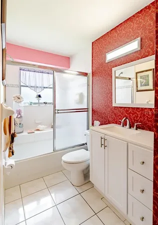 $569,000 | 775 Wildflower Drive, Palm Harbor, FL 34684