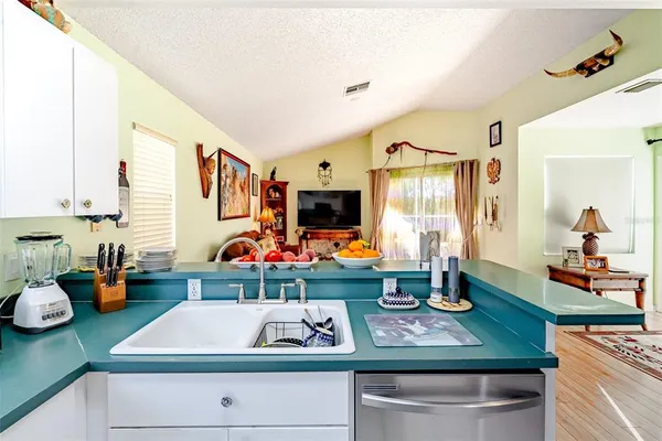 $569,000 | 775 Wildflower Drive, Palm Harbor, FL 34684