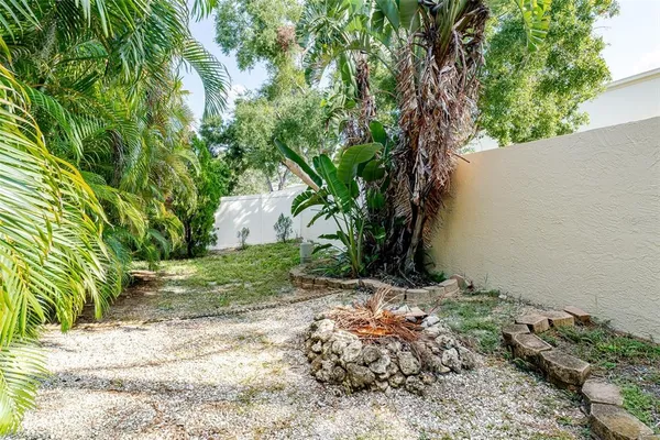 $569,000 | 775 Wildflower Drive, Palm Harbor, FL 34684