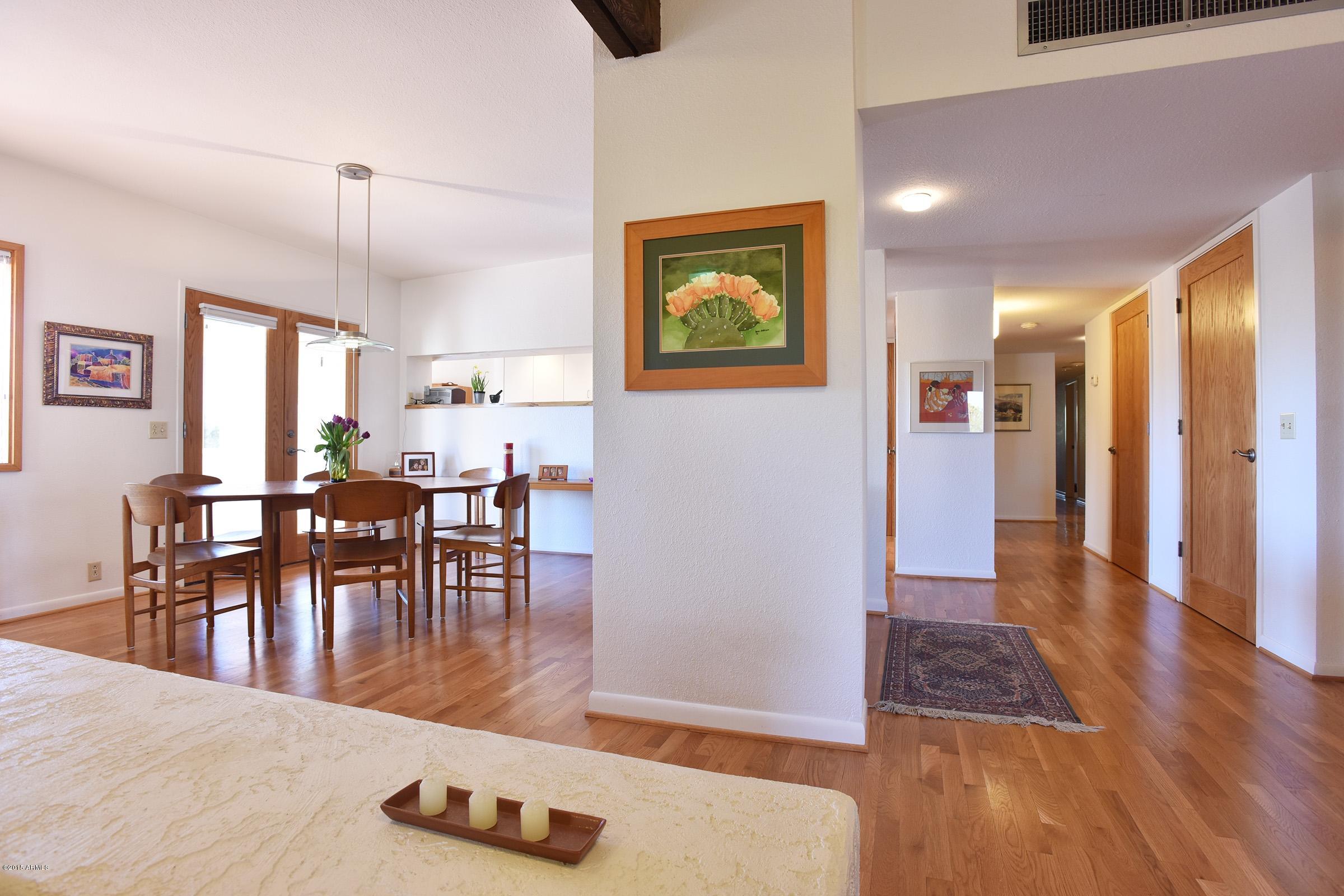 4138 East Mountain View Road Phoenix, AZ 85028 - Photo 12 of 57 Entry