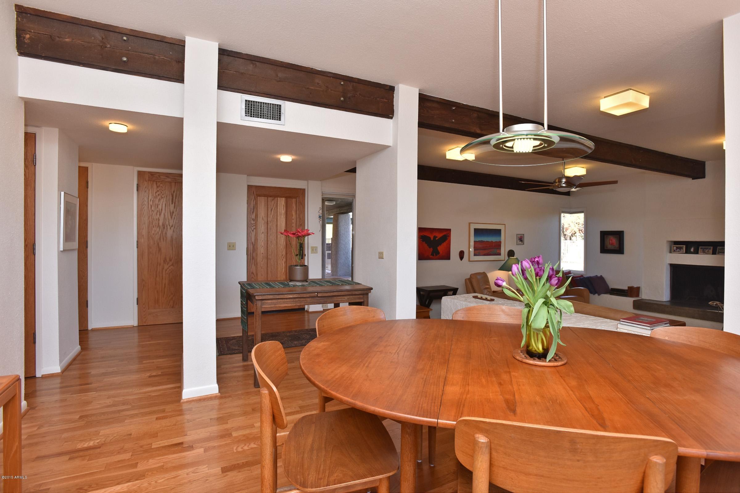 4138 East Mountain View Road Phoenix, AZ 85028 - Photo 17 of 57 Dining 4