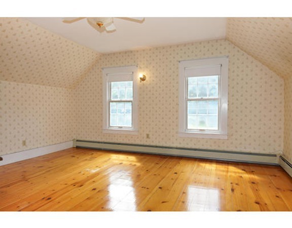 156 Gates Pond Road Berlin, MA 01503 - Photo 12 of 26 Gallery Image 12