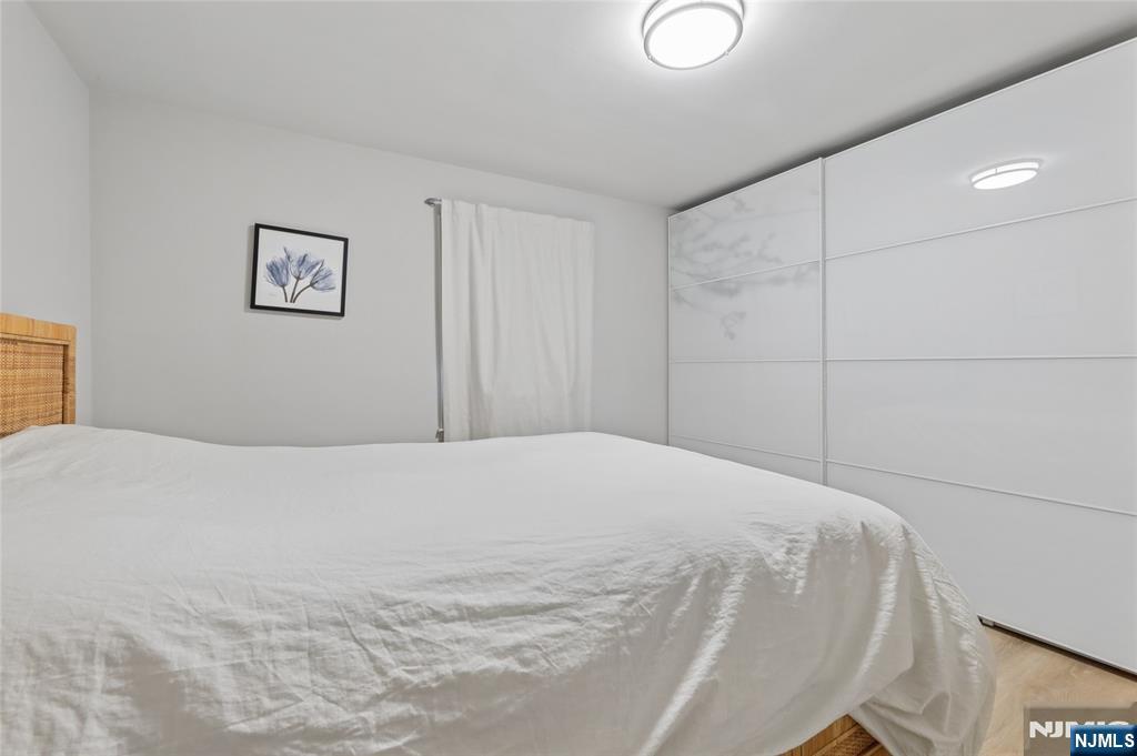 40 Ames Avenue Bergenfield, NJ 07621 - Photo 18 of 24