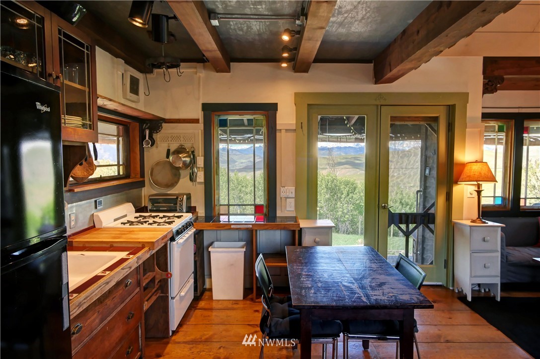 162 Finley Canyon Road Twisp, WA 98856 - Photo 24 of 40 Gallery Image 24