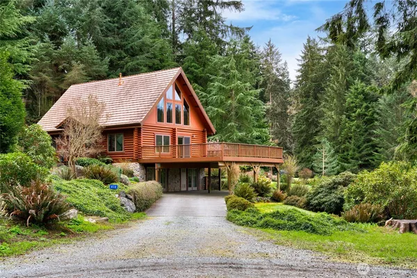 $795,000 | 414 Little Acres Drive, Oak Harbor, WA 98277