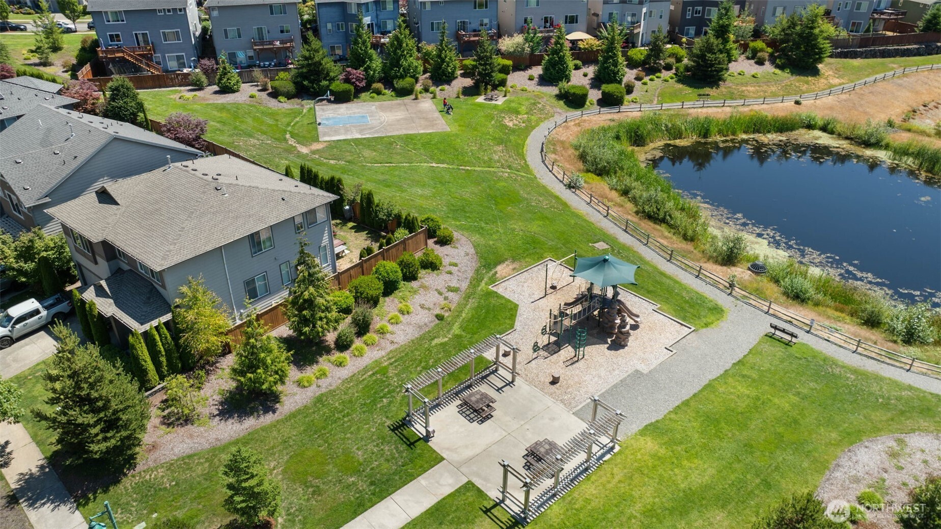 10237 Sentinel Loop Gig Harbor, WA 98332 - Photo 36 of 39