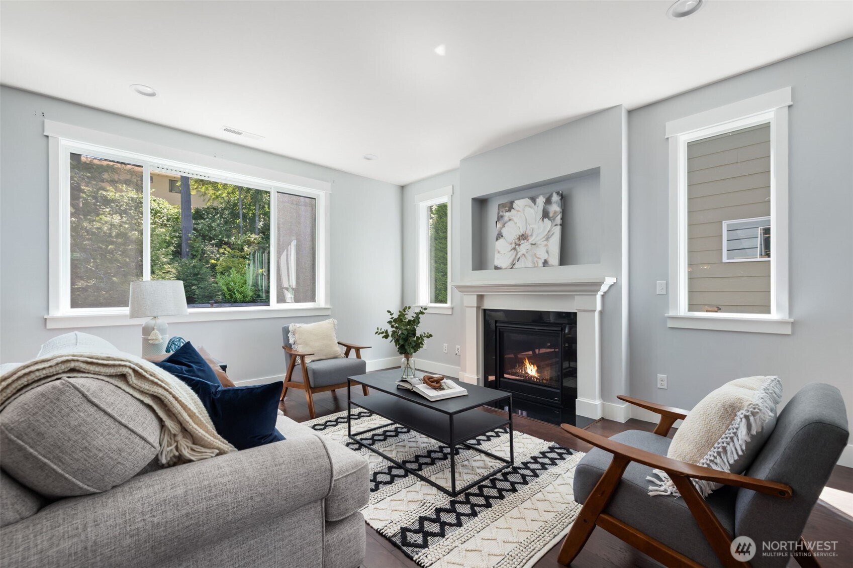 10237 Sentinel Loop Gig Harbor, WA 98332 - Photo 4 of 39