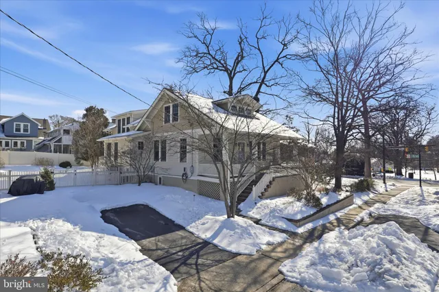 $6,750 | 511 North Fillmore Street, Arlington, VA 22201