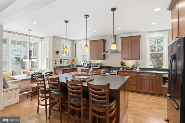 $6,750 | 511 North Fillmore Street, Arlington, VA 22201