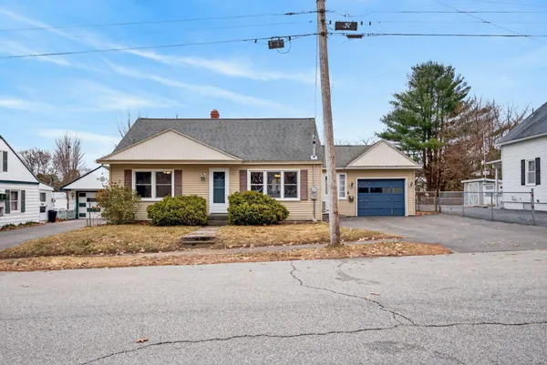 $299,000 | 75 Summit Avenue, Lewiston, ME 04240