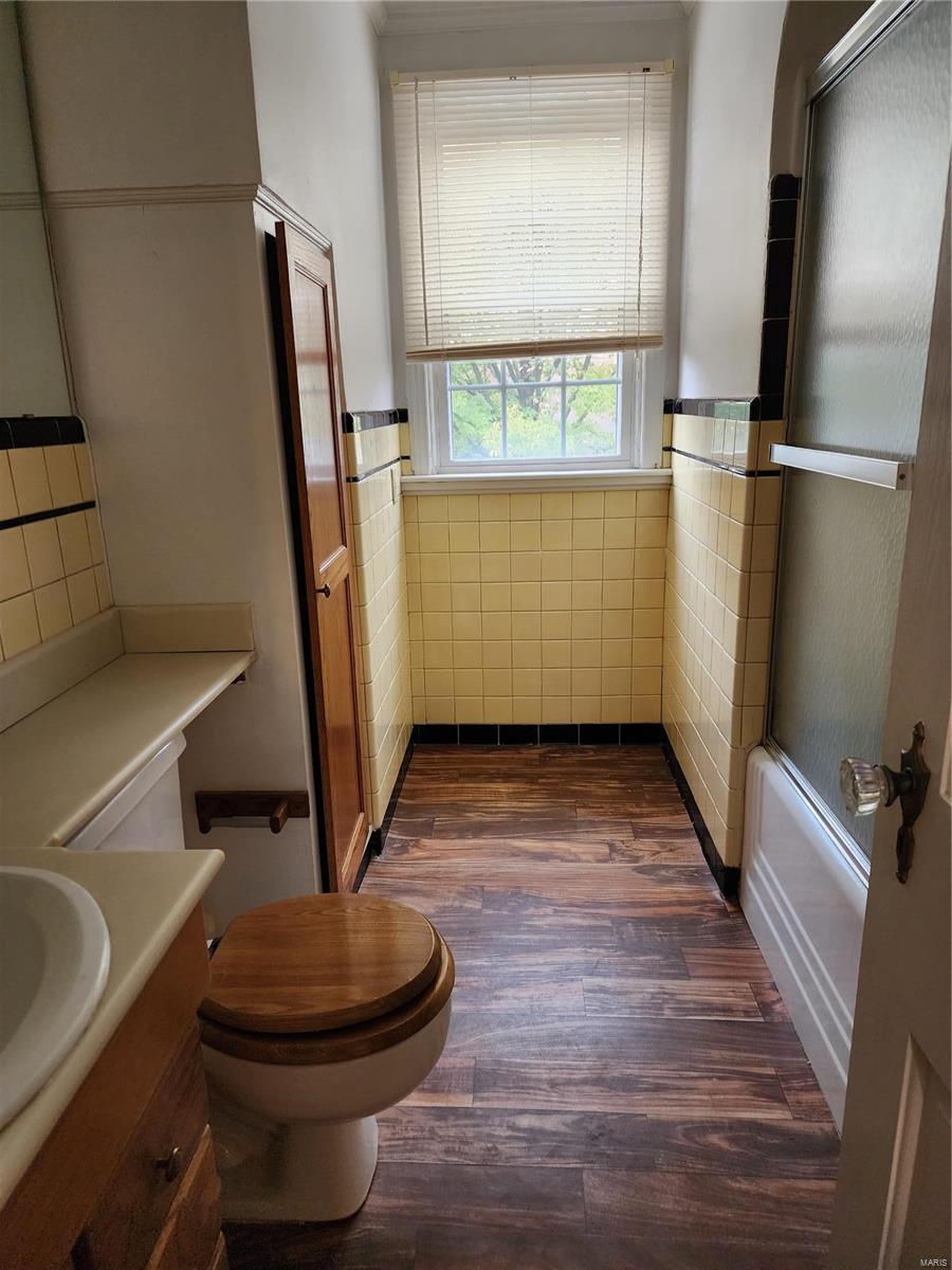 1060 Roth Avenue St. Louis, MO 63130 - Photo 17 of 27 Gallery Image 17