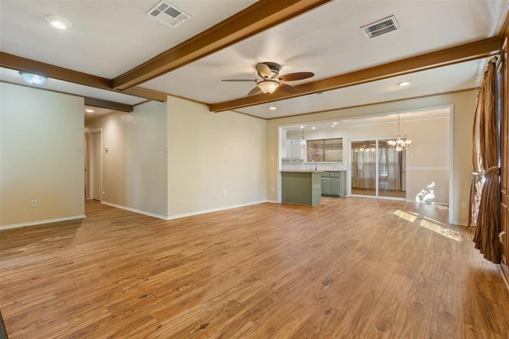 231 Del Rio Drive Hewitt, TX 76643 - Photo 10 of 36 Gallery Image 10
