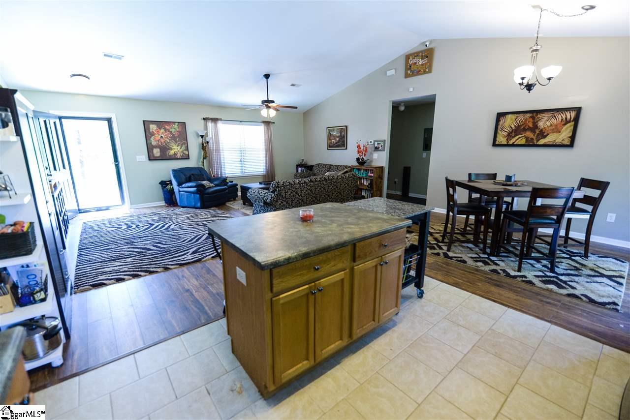 119 James Road Easley, SC 29642 - Photo 8 of 30 Gallery Image 8
