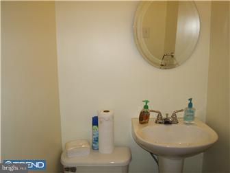 1808 Danforth Street Philadelphia, PA 19152 - Photo 6 of 11 Gallery Image 6