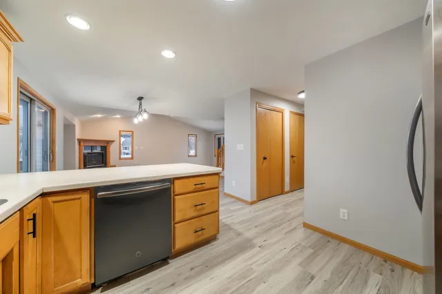 $320,000 | 814 Lang Way, Kimberly, WI 54136