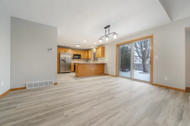 $320,000 | 814 Lang Way, Kimberly, WI 54136