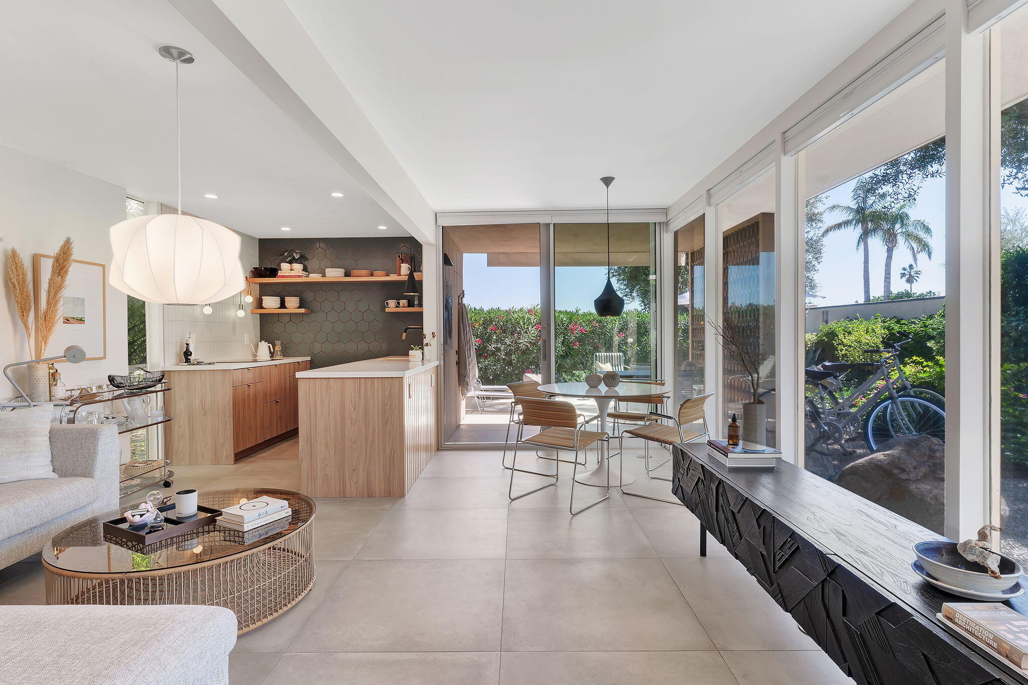 360 Cabrillo Road, Unit 103 Palm Springs, CA 92262 - Photo 6 of 50 21-web-or-mls-_DSC2115