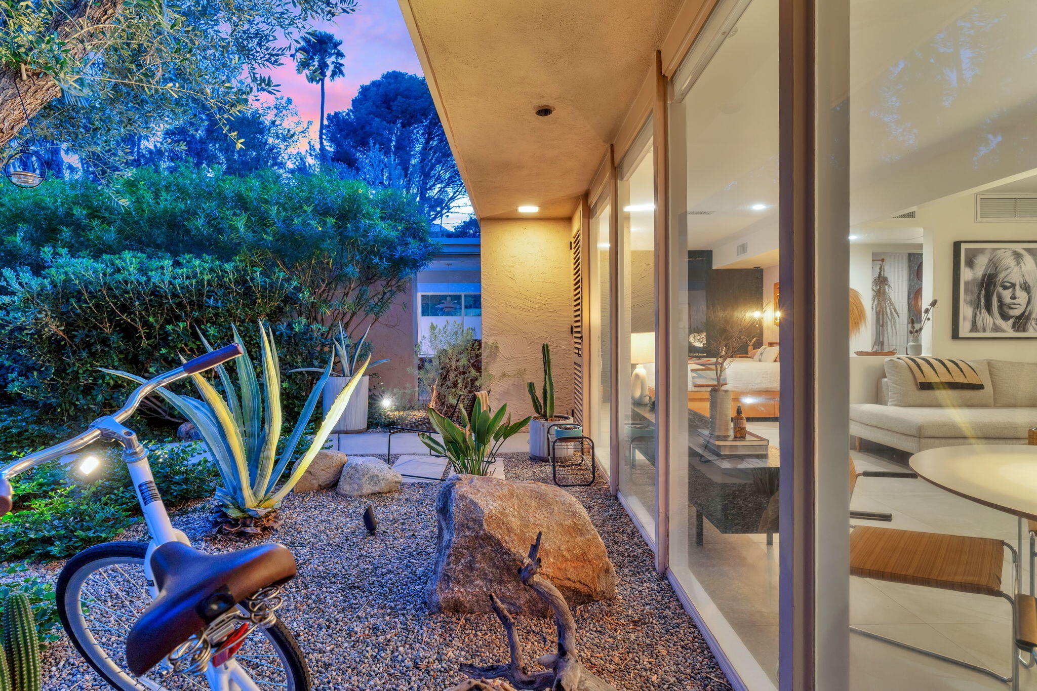 360 Cabrillo Road, Unit 103 Palm Springs, CA 92262 - Photo 9 of 50 70-web-or-mls-_DSC2373