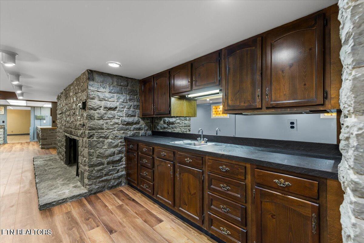 186 Shetland Road, Unit B La Follette, TN 37766 - Photo 29 of 54 30