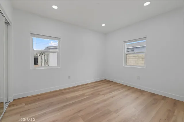 a view of empty room with window