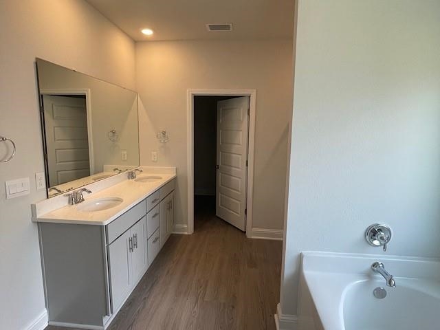 673 Calibre Street Fairhope, AL 36532 - Photo 5 of 12 Primary bath