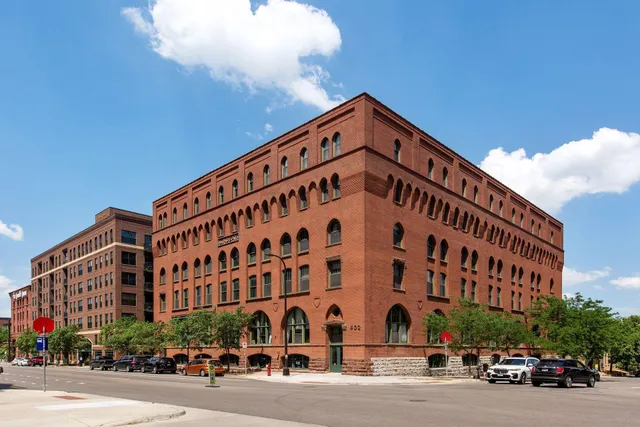 $299,900 | 400 North 1st Street, Unit 502, Minneapolis, MN 55401