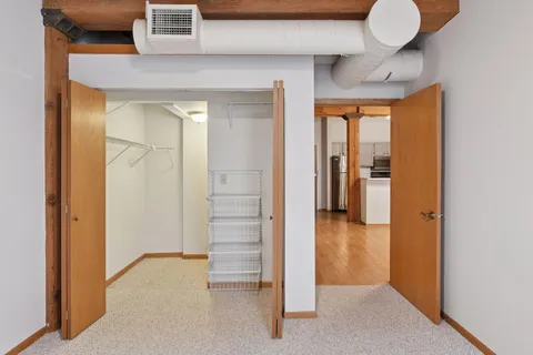 $299,900 | 400 North 1st Street, Unit 502, Minneapolis, MN 55401