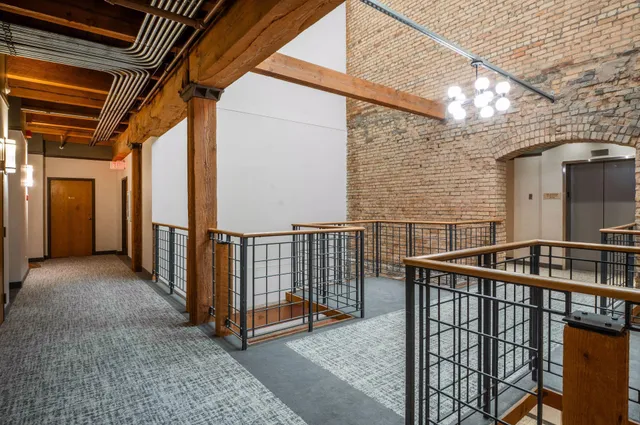 $299,900 | 400 North 1st Street, Unit 502, Minneapolis, MN 55401