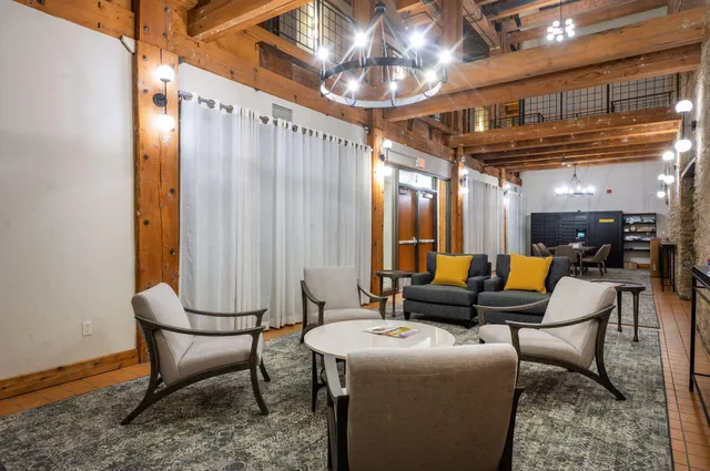 $299,900 | 400 North 1st Street, Unit 502, Minneapolis, MN 55401