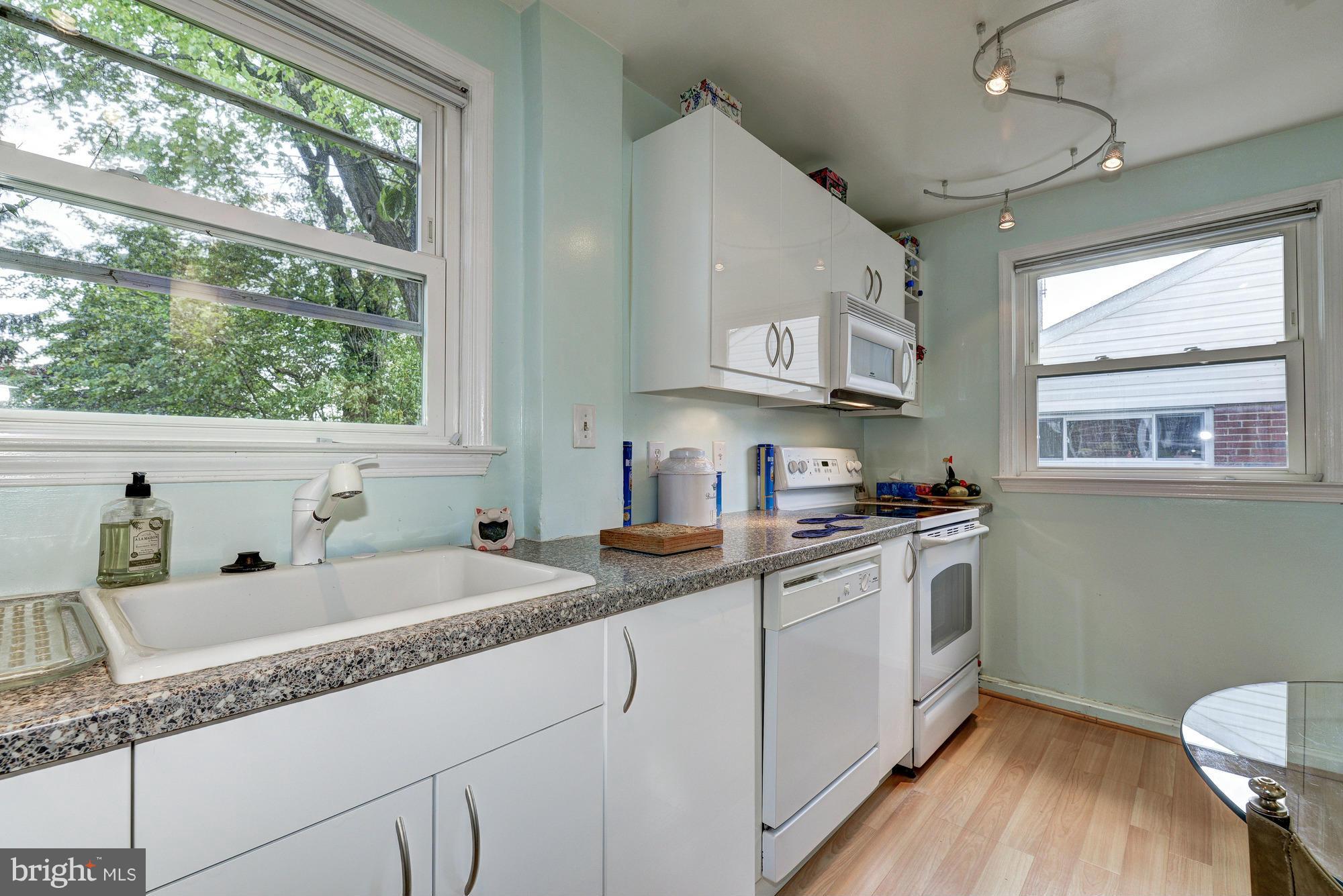 2706 Finch Street Silver Spring, MD 20902 - Photo 8 of 27 Kitchen
