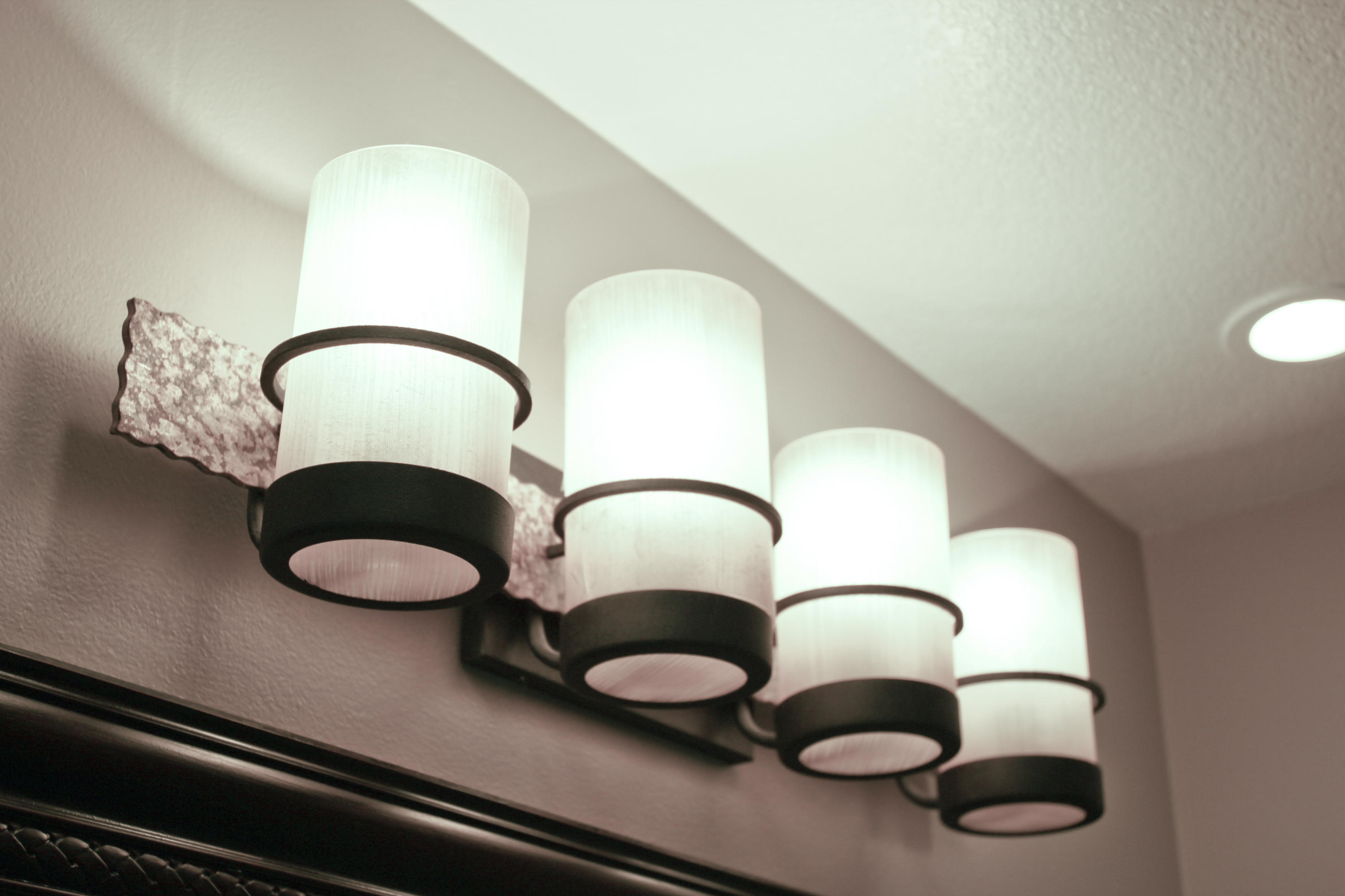 16028 Randolph Siding Road Jupiter, FL 33478 - Photo 38 of 69 Master bath lighting