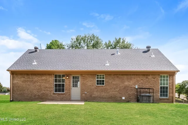 $1,580 | 1764 Dorchester Drive, Southaven, MS 38671