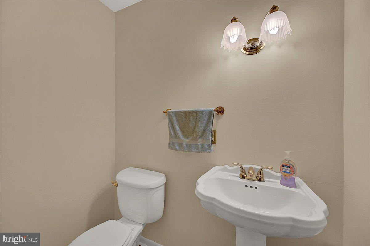 2061 Mountain View Road Middletown, PA 17057 - Photo 16 of 28 Gallery Image 16