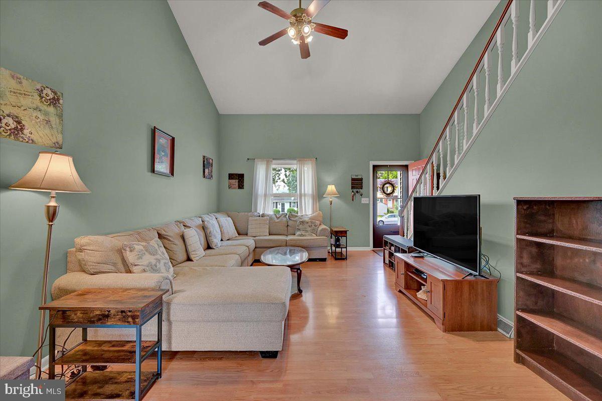 2061 Mountain View Road Middletown, PA 17057 - Photo 8 of 28 Gallery Image 8