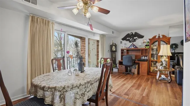 $149,900 | 605 Calais Drive, Unit 312, Pittsburgh, PA 15237