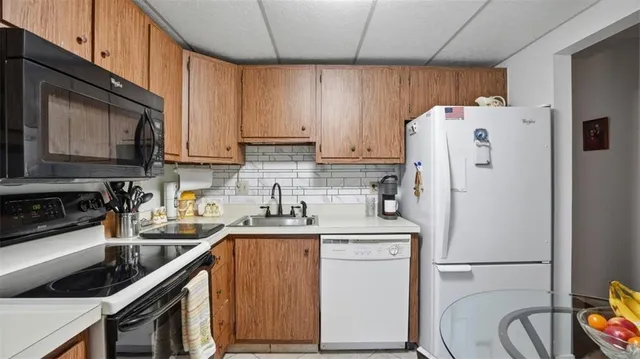$149,900 | 605 Calais Drive, Unit 312, Pittsburgh, PA 15237