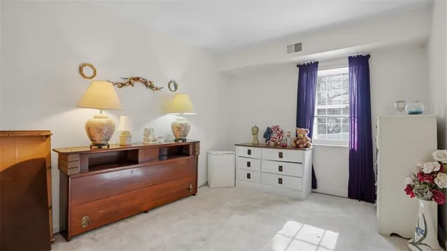 $149,900 | 605 Calais Drive, Unit 312, Pittsburgh, PA 15237