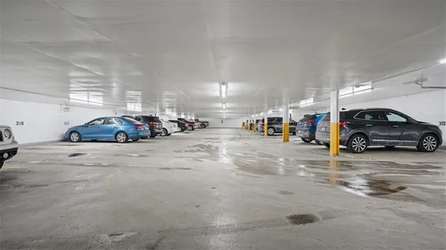 $149,900 | 605 Calais Drive, Unit 312, Pittsburgh, PA 15237