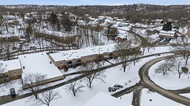 $149,900 | 605 Calais Drive, Unit 312, Pittsburgh, PA 15237