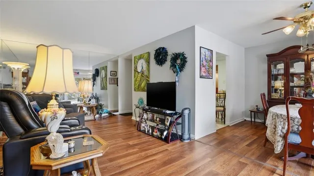 $149,900 | 605 Calais Drive, Unit 312, Pittsburgh, PA 15237