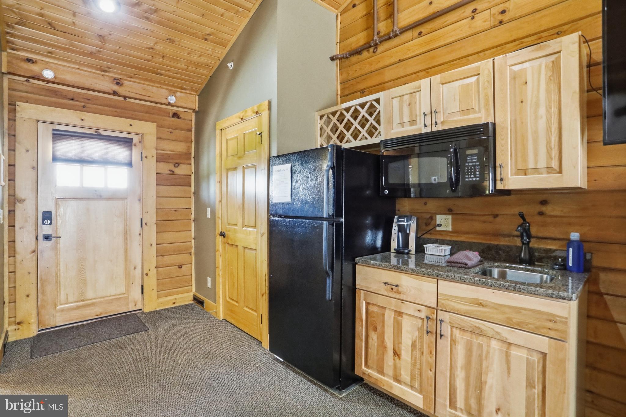 299 Cabin Lodge Road McHenry, MD 21541 - Photo 7 of 12