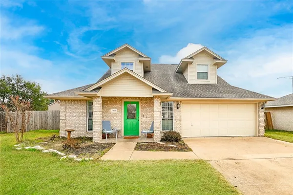 $2,600 | 1308 Roanoke Court, College Station, TX 77845