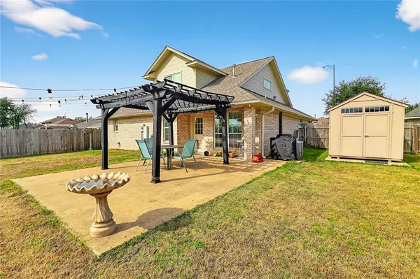 $2,600 | 1308 Roanoke Court, College Station, TX 77845