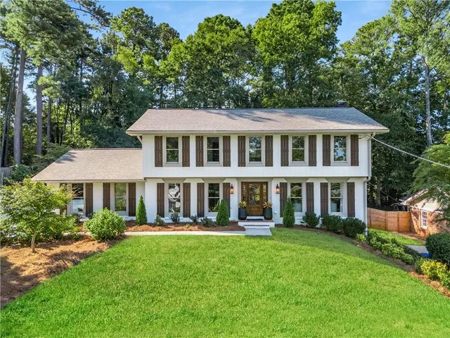 $739,500 | 3549 Castlehill Court, Tucker, GA 30084