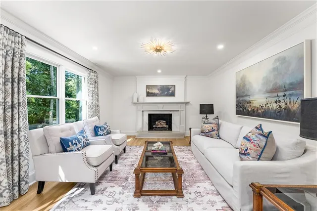 $739,500 | 3549 Castlehill Court, Tucker, GA 30084