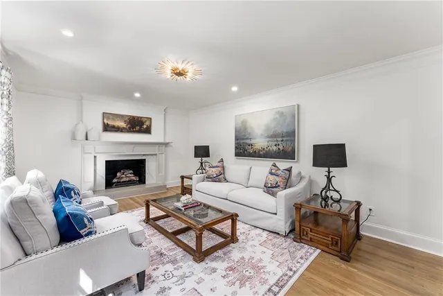 $739,500 | 3549 Castlehill Court, Tucker, GA 30084