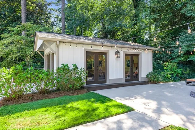 $739,500 | 3549 Castlehill Court, Tucker, GA 30084