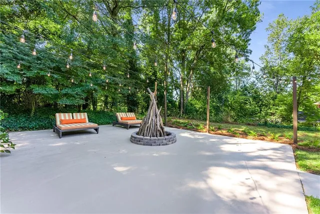 $739,500 | 3549 Castlehill Court, Tucker, GA 30084