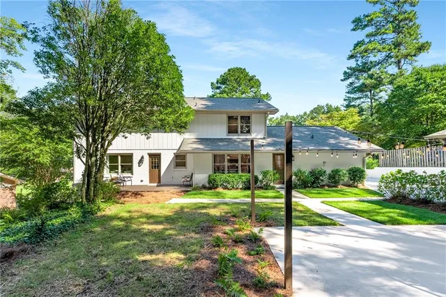 $739,500 | 3549 Castlehill Court, Tucker, GA 30084