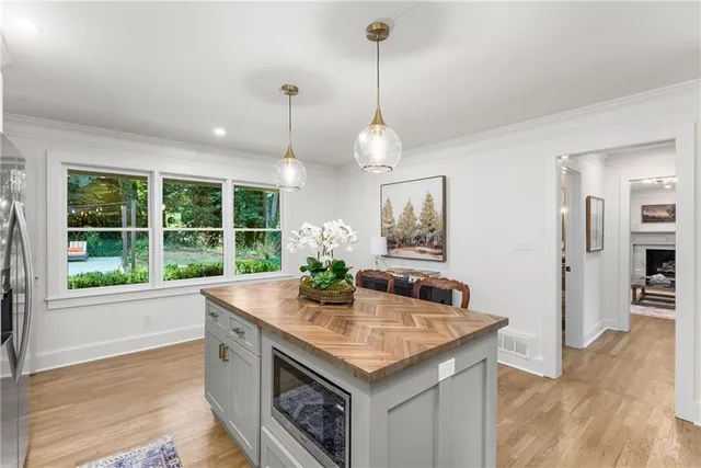 $739,500 | 3549 Castlehill Court, Tucker, GA 30084